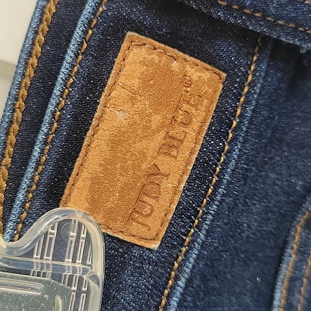 Judy Blue Deep Indigo Skinny Jeans Size 16W - Picture 3 of 10